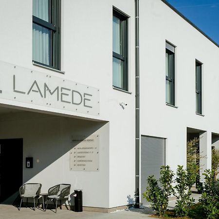 Отель Lamede Self Check-In Винер-Нойштадт Экстерьер фото